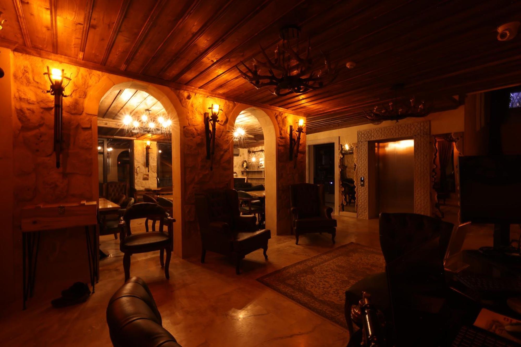 Hotel Alika Castle House à Uçhisar Extérieur photo