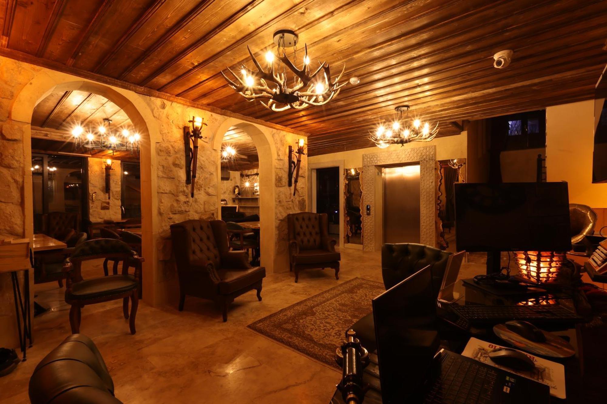 Hotel Alika Castle House à Uçhisar Extérieur photo